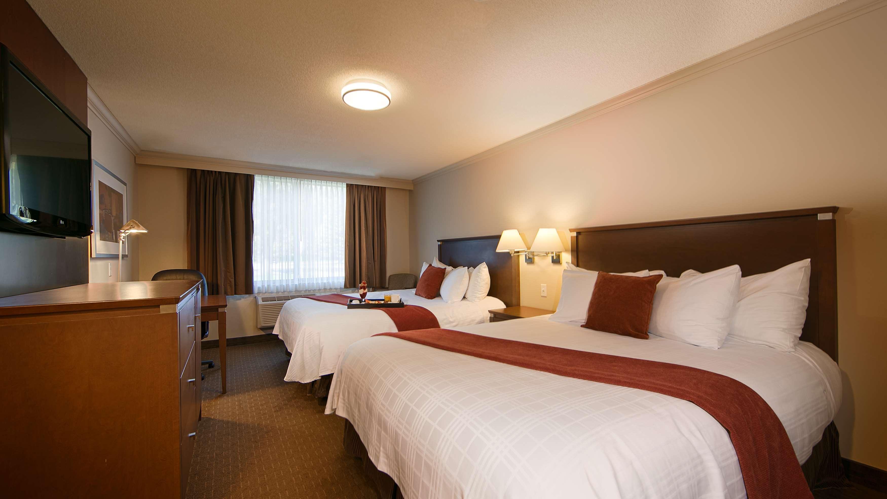 Best Western Plus Guildwood Inn Sarnia Exterior photo